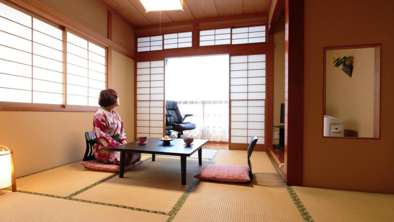 Baigetsu Ryokan Shimosuwa المظهر الخارجي الصورة